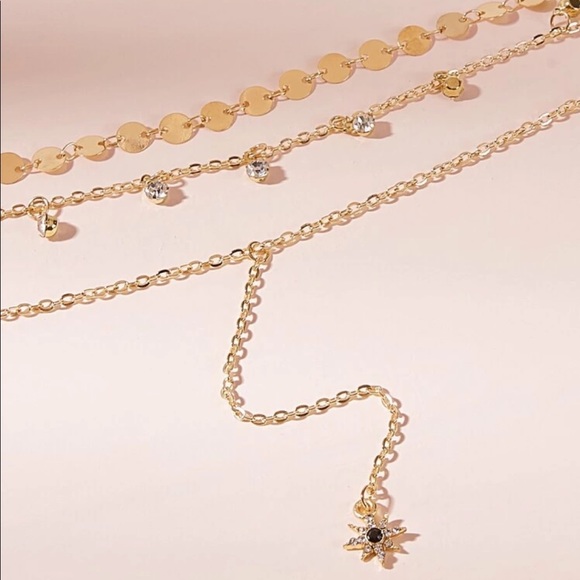 🆕 • Emily • Layered Star + Disc Necklace Set - Picture 2 of 3